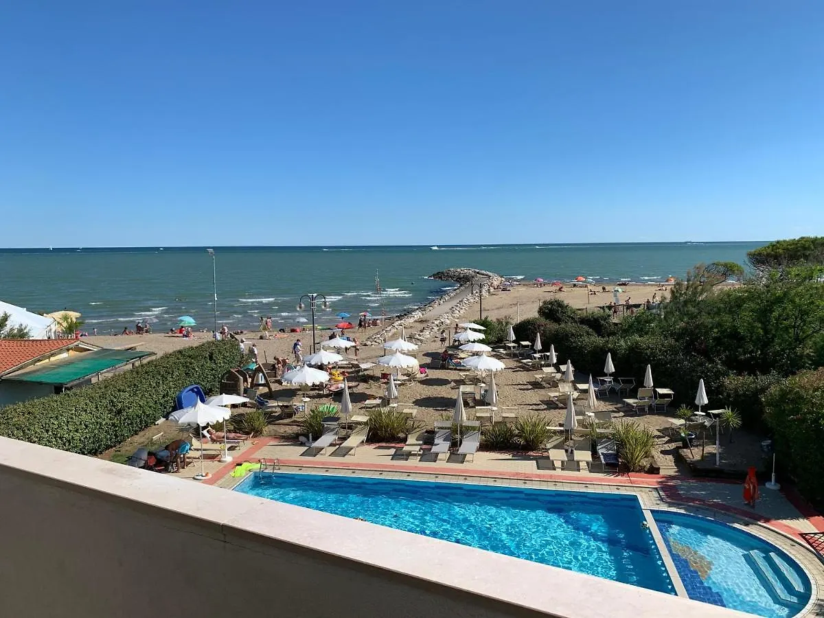 קוואלינו-טראפורטי Eurobeach Residence מלון דירות