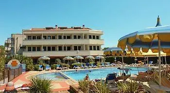 קוואלינו-טראפורטי Eurobeach Residence